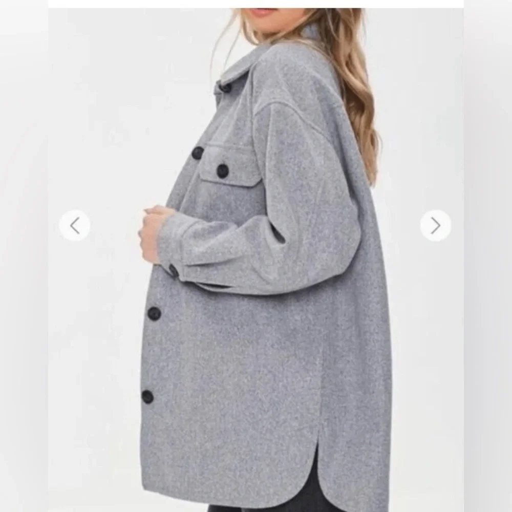 Forever 21 Women’s Oversized Plaid Flannel Jacket Size S - Picture 2 of 9